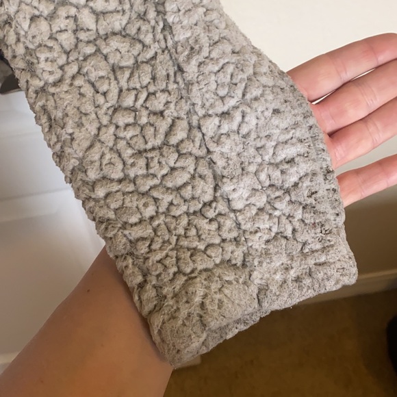 True grit pullover - Picture 7 of 7